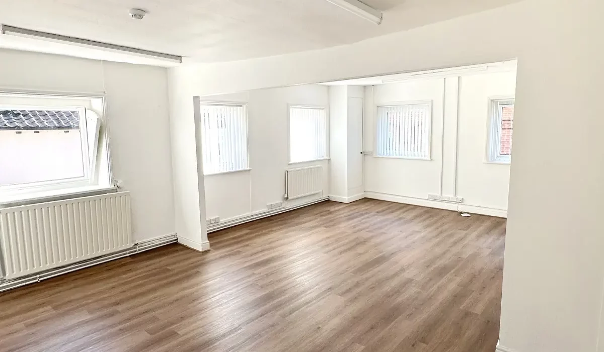 Room5-2-Portrait